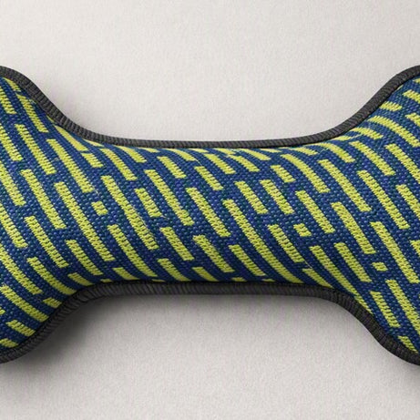 KONG Armor Bone M – Brinquedo Resistente para Cães com Som e Detalhes Refletores