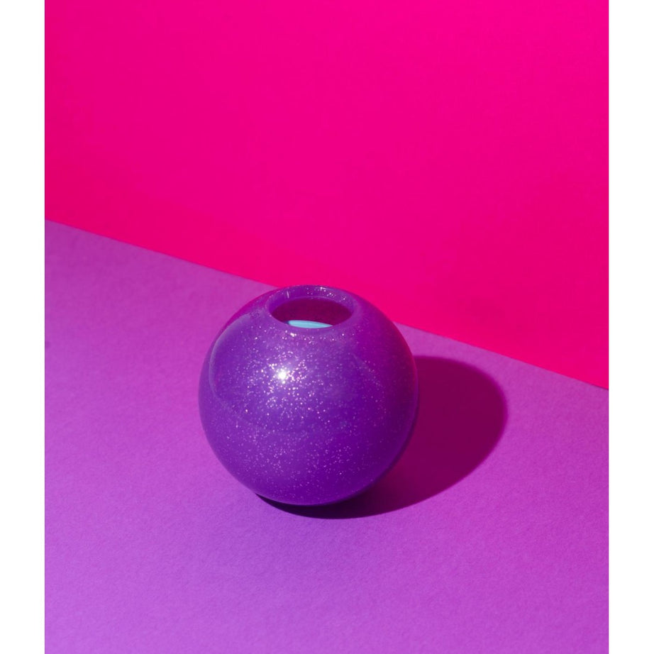 FuzzYard Brinquedo Interativo para Roer com Dispensador de Snacks – Truth Tellin' Treat Ball