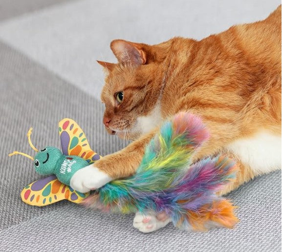 KONG Wubba Borboleta – Brinquedo Interativo para Gatos com Erva-Gateira, Sons e Caudas com Penas