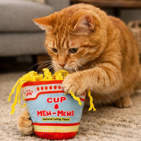 KONG Crackles Copo de Massa – Brinquedo para Gatos com Catnip e Som de Papel
