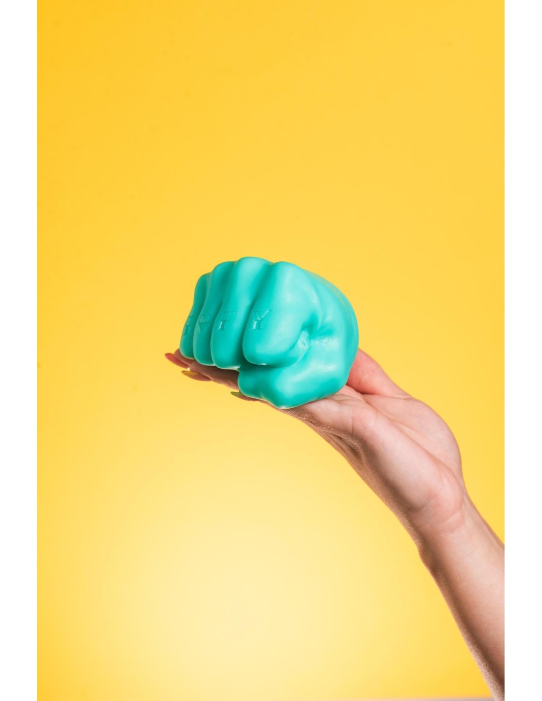 FuzzYard Brinquedo Interativo para Roer com Dispensador de Snacks – Knuckle Sandwich